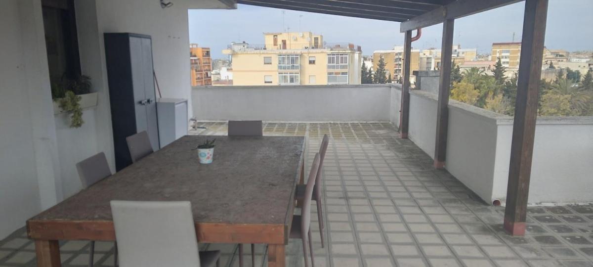 Piccolo Attico Apartamento Lecce Exterior foto