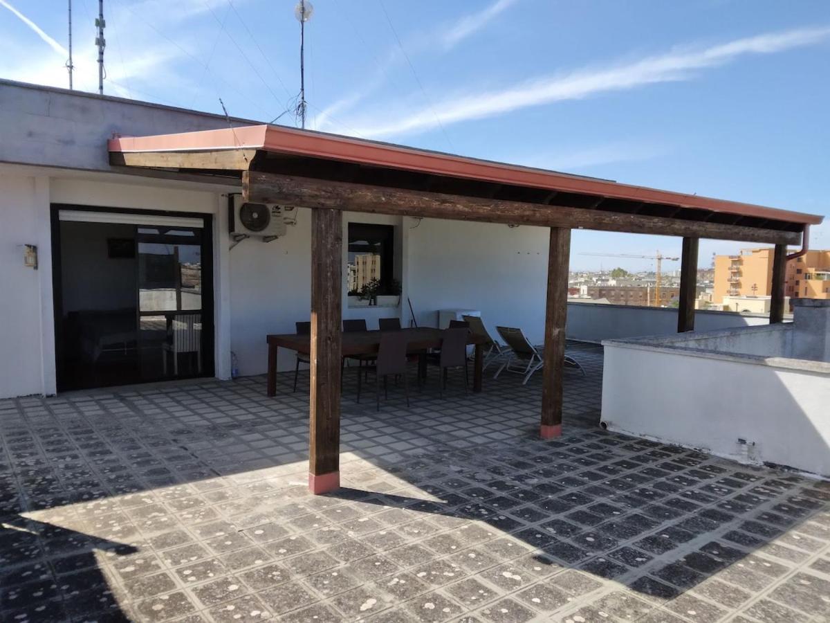 Piccolo Attico Apartamento Lecce Exterior foto